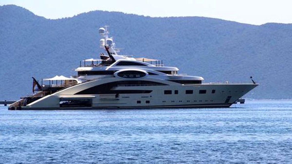 Bodrum\'da Lüks Yat Trafiği Yaşanıyor