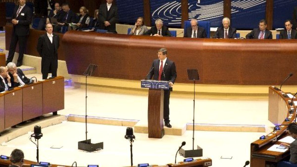 Davutoğlu Akpm Genel Kurulu\'na Hitap Etti