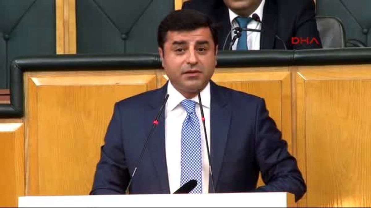 Demirtaş: Tek Bir HDP\'li Kendi Ayağıyla İfade Vermeye Gitmeyecek