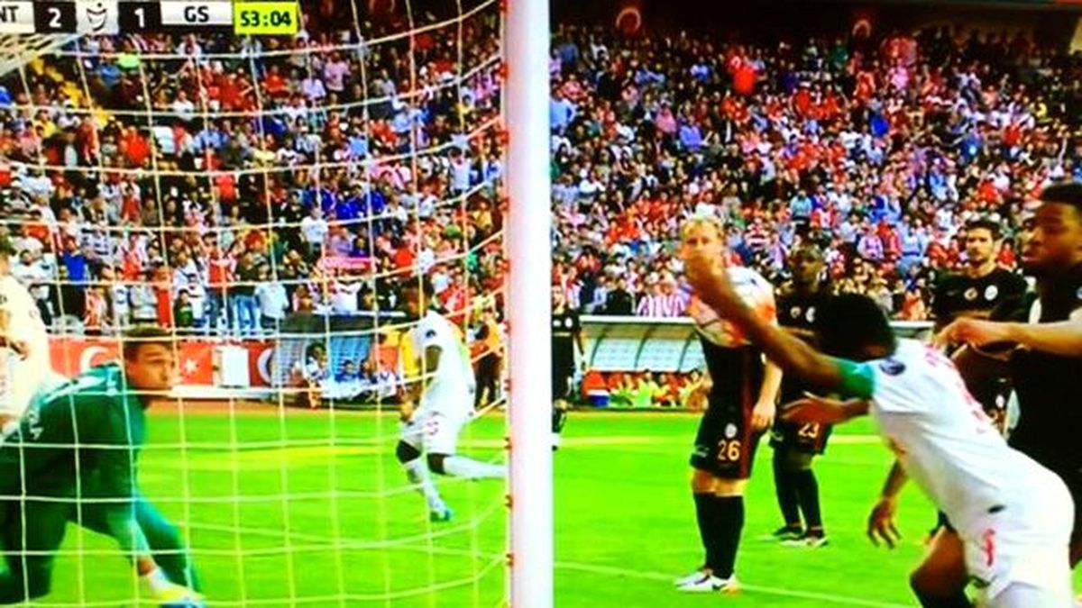 Eto'o, Hakem ve Taraftarlardan Özür Diledi