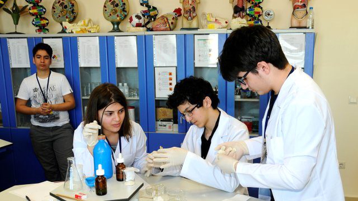 Geleceğe Yön Verecek Bilim İnsanları Arel Kolejinde Yarıştı