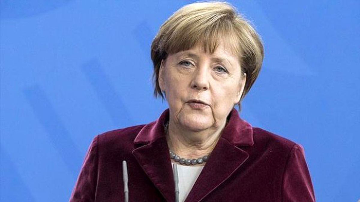 Merkel, Alman Muhabire Giriş Yasağı Konmasına Tepki Gösterdi
