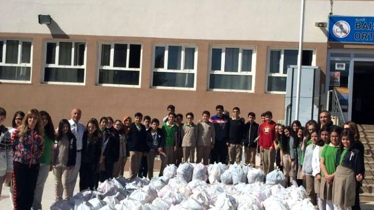 Öğrencilerden Anlamlı Yardım