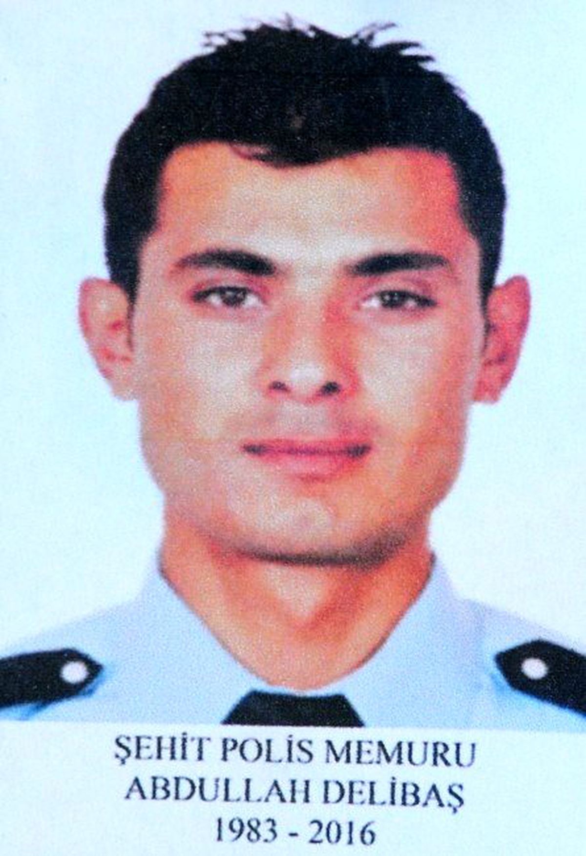 Şehit Polis Dualar ve Ağıtlarla Uğurlandı