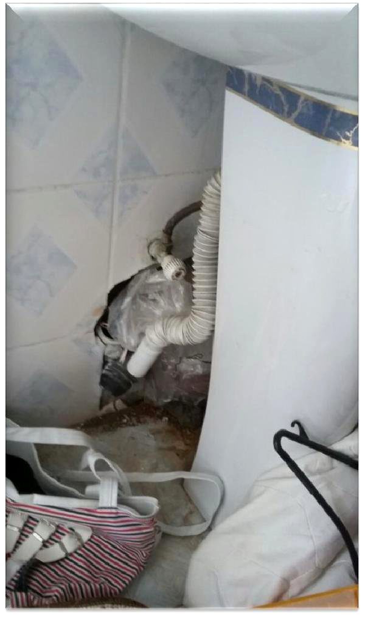 Şırnak\'ta PKK\'lıların Lavabo ve Televizyon Sehpasına Tuzakladığı El Yapımı Patlayıcılar İmha Edildi