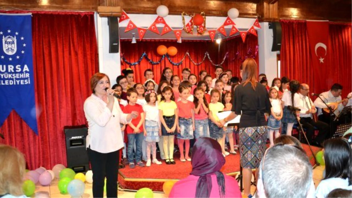 Türkü sevdalısı öğrencilerden muhteşem konser