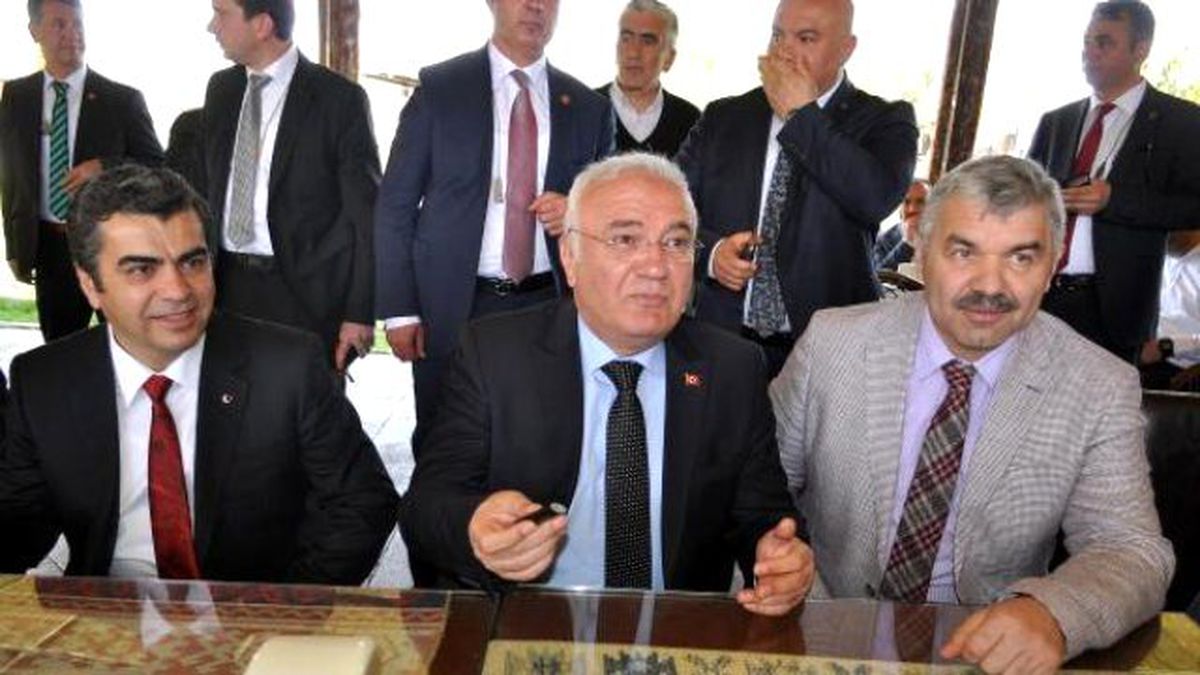 Bakan Elitaş: Hdp\'liler Yargılanmaktan Niye Korkuyor?
