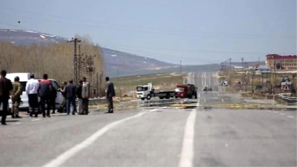Erciş\'te Yakalanan Bomba Yüklü Kamyonet İmha Edildi