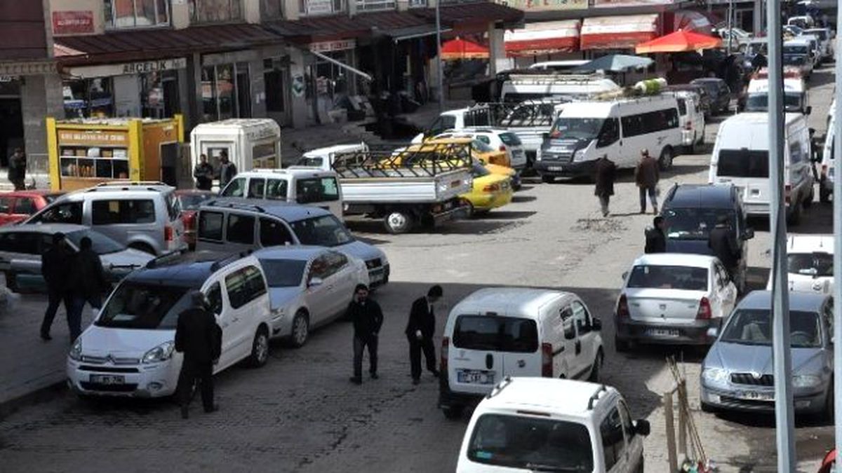 Kars\'ta Kaldırım ve Cadde Sorunu Devam Ediyor