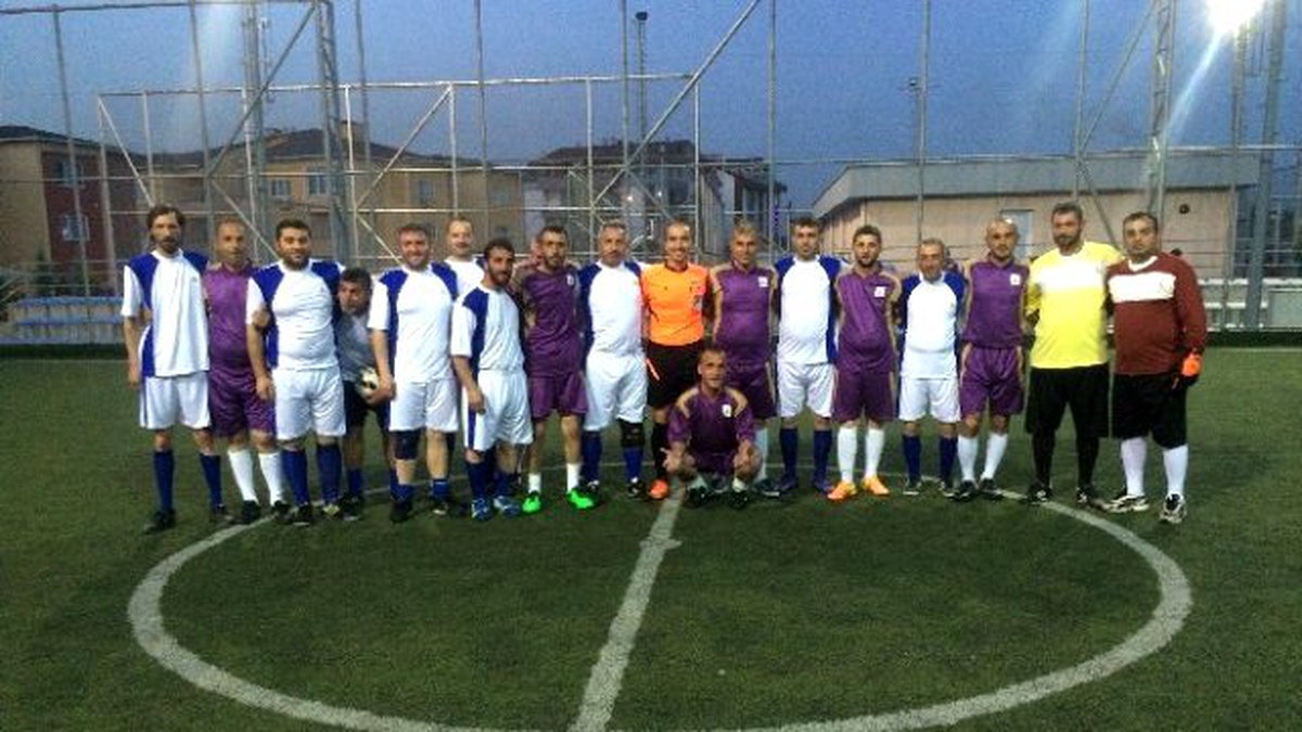 Kartepe Belediyesi Birimler Arası Futbol Turnuvası Başladı