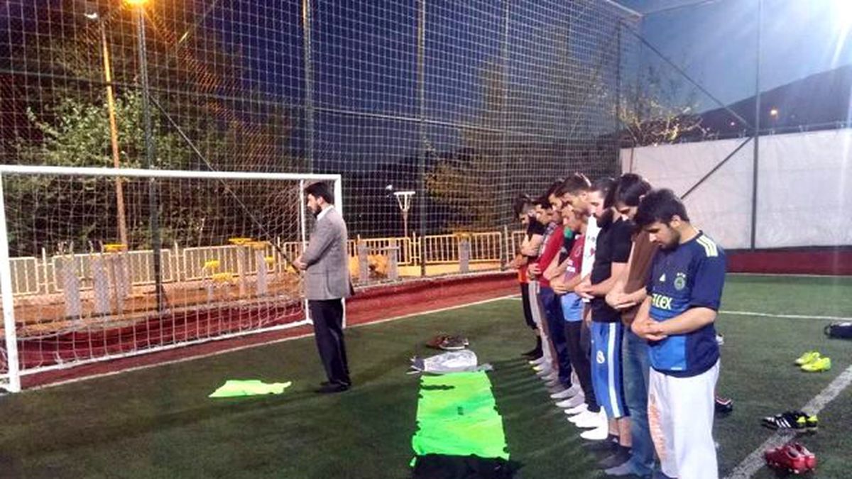 Maç Arası Namaz