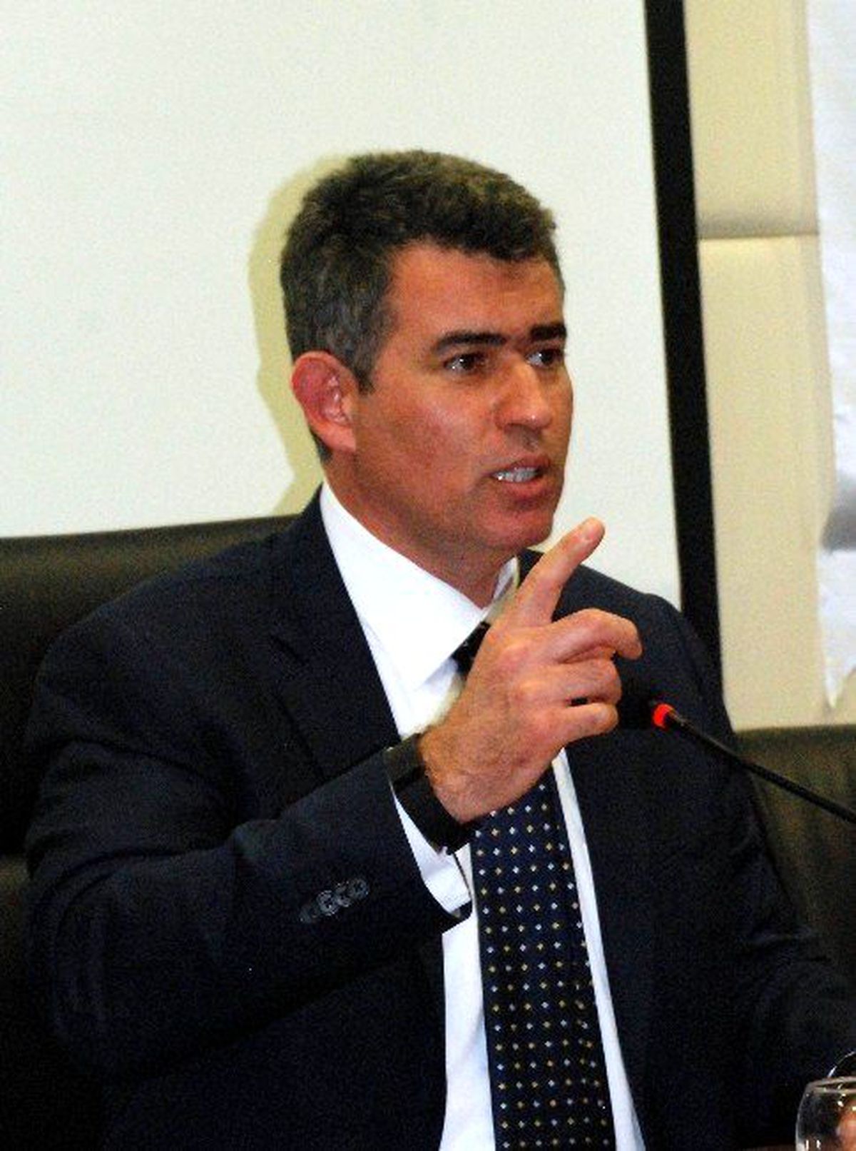 Metin Feyzioğlu Siyasete Gireceği İddialarını Yalanladı