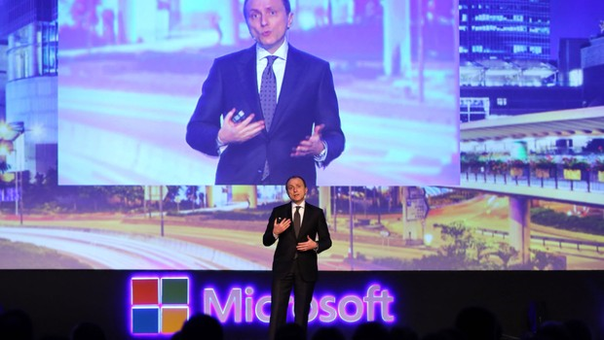 Microsoft Dynamics Ax\'i Tanıttı