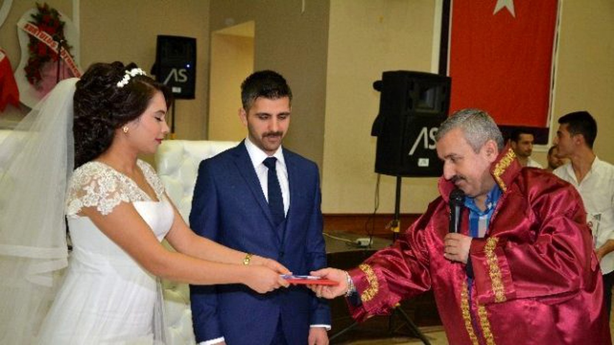 Nikah ve Evlendirme Memurluğu Yeni Yerine Geçti