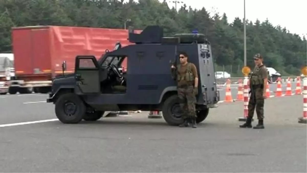 Van Erciş\'te Bomba Yüklü Kamyonet Ele Geçirildi