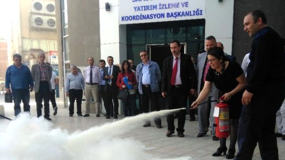 Yatırım İzleme Personeline Yangın Eğitimi