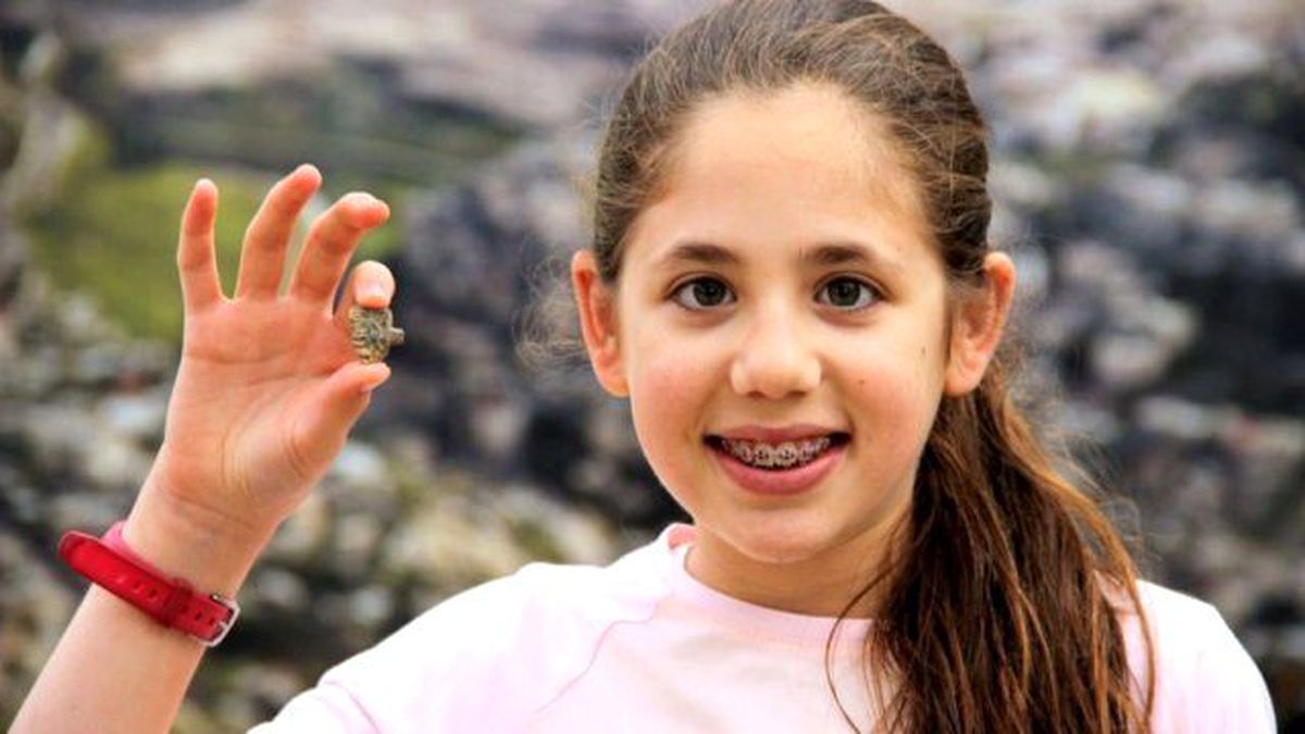 12 Yaşındaki Çocuk Antik Eser Buldu