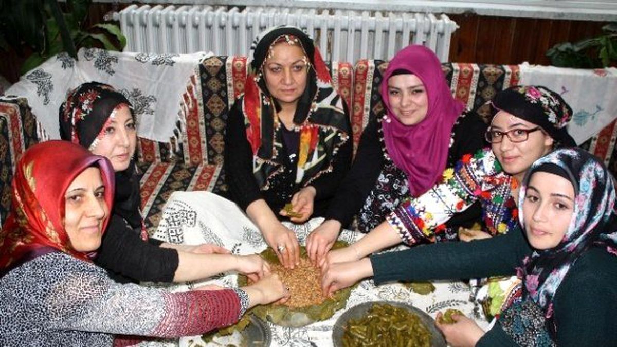142 Bin 724 Adet Dolma Sararak Rekor Kıracaklar