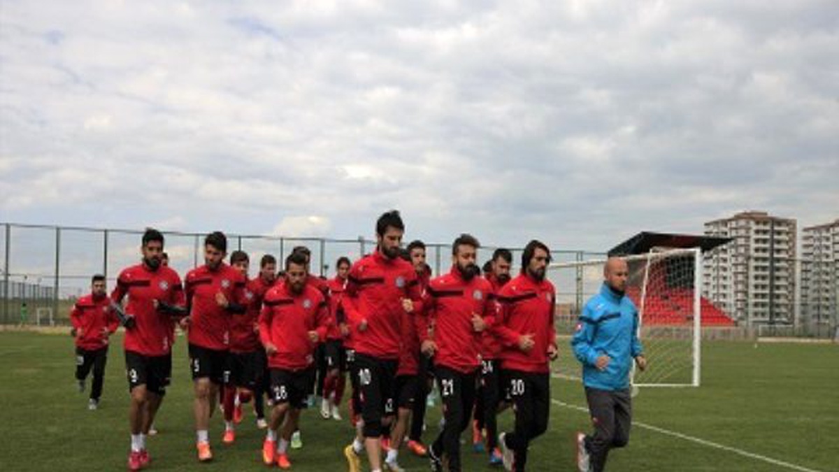 Amedspor Hazırlıklarını Sürdürüyor