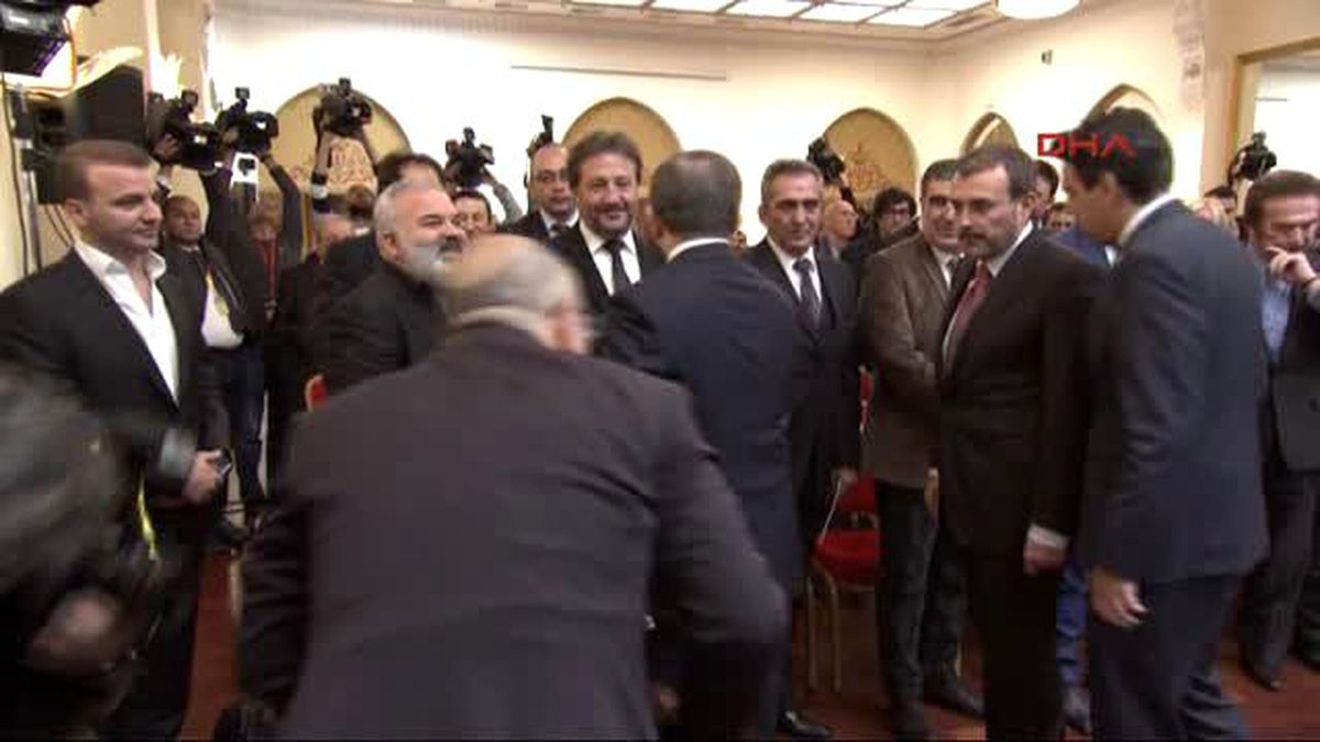 Başbakan Davutoğlu, Hükümet Sürdürülebilir Kültürel Kalkınma Programı Tanıtım Toplantısı\'nda...