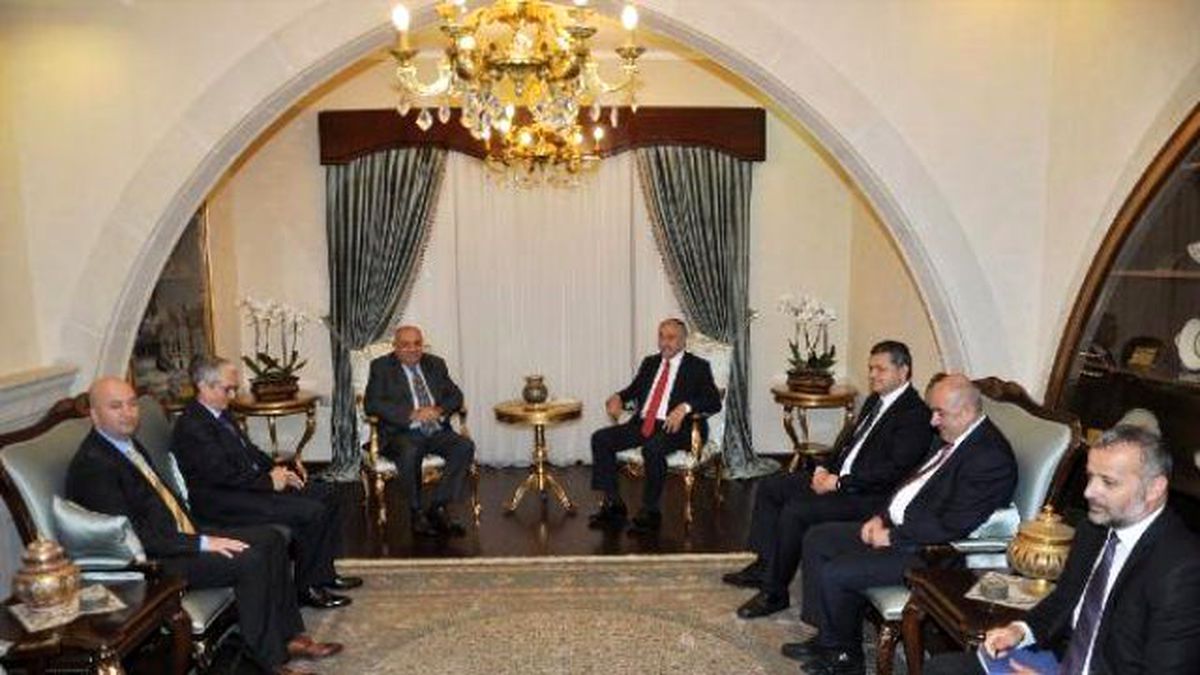 Başbakan Yardımcısı Tuğrul Türkeş KKTC\'de