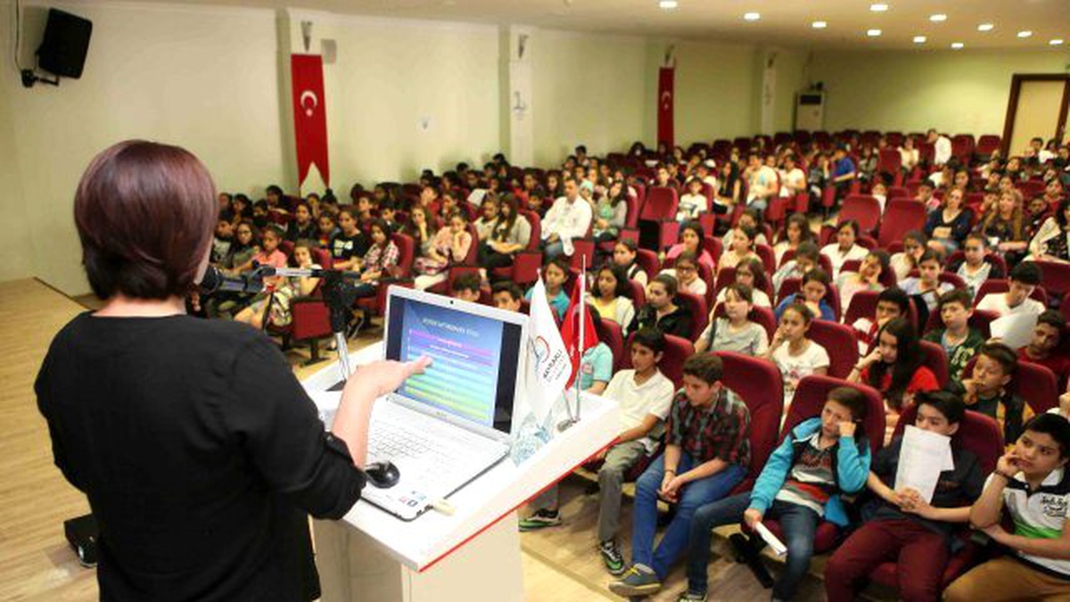 BAYGEM öğrencilerine "yaşam koçu" desteği