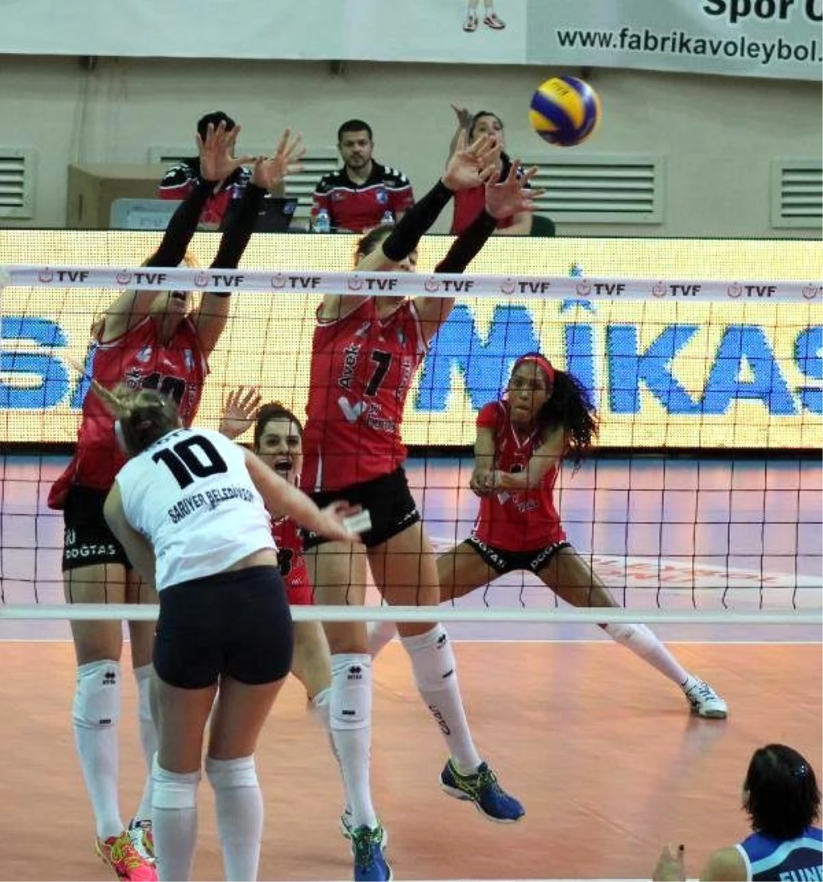 Çanakkale Belediyespor-Sarıyer Belediyespor: 3-1(Kadınlar Voleybol 1.lig Klasman Grubu)