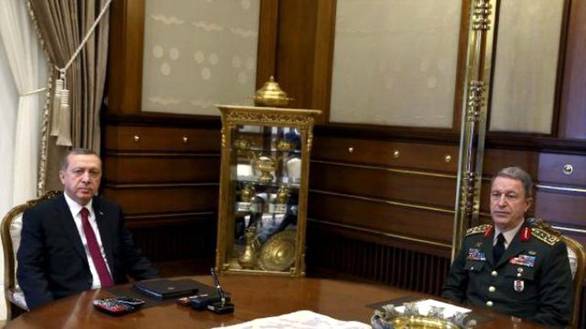 Cumhurbaşkanı Erdoğan, Genelkurmay Başkanı Hulusi Akar\'ı Kabul Etti