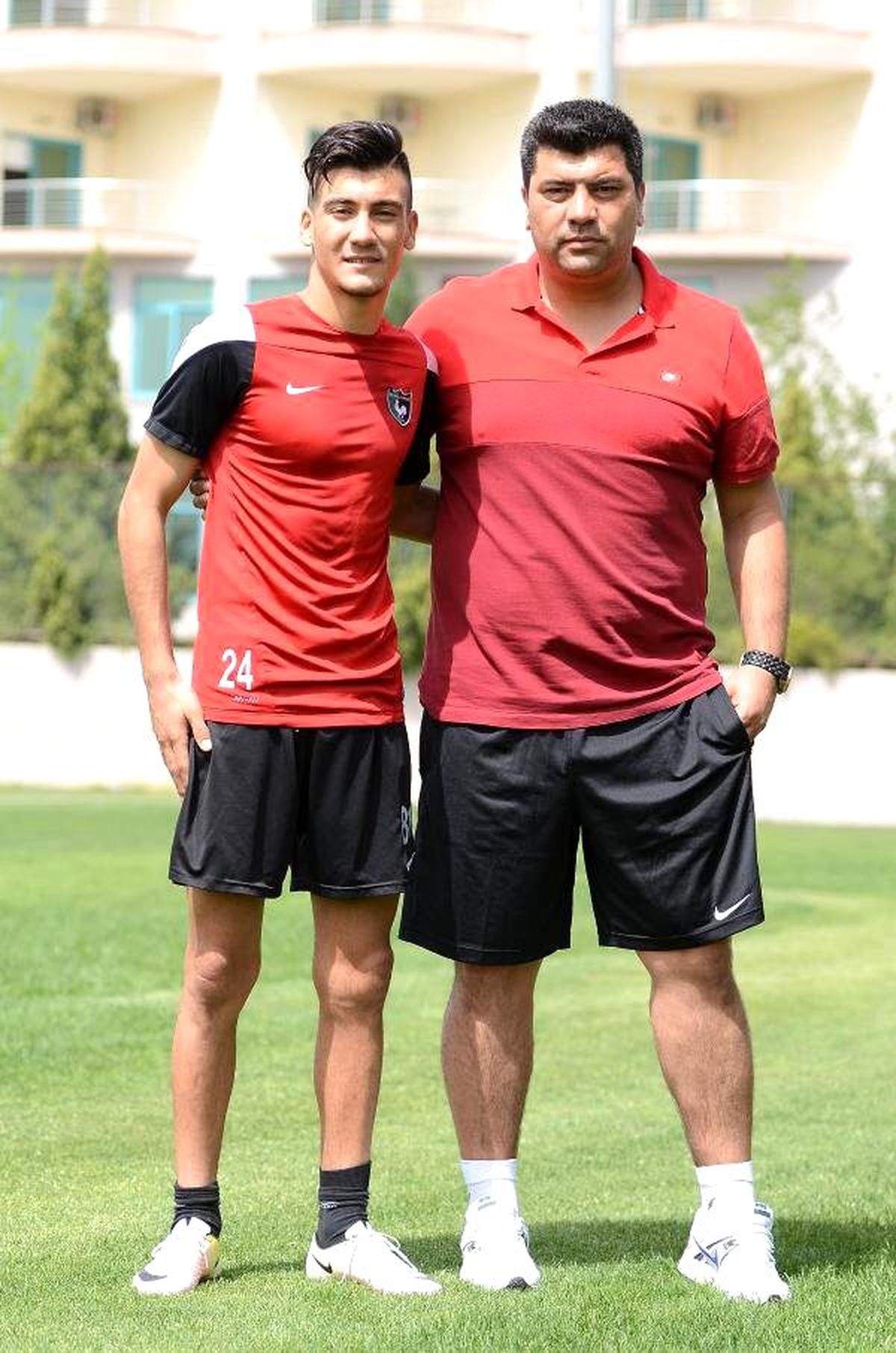 Denizlispor\'da Palaz\'dan Süpriz Çıkış: Cendereden Kurtulmanın Yollarını Arıyoruz