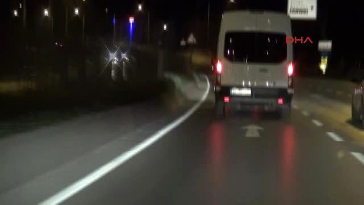 İzmir\'de Derneklere 1 Mayıs Baskını