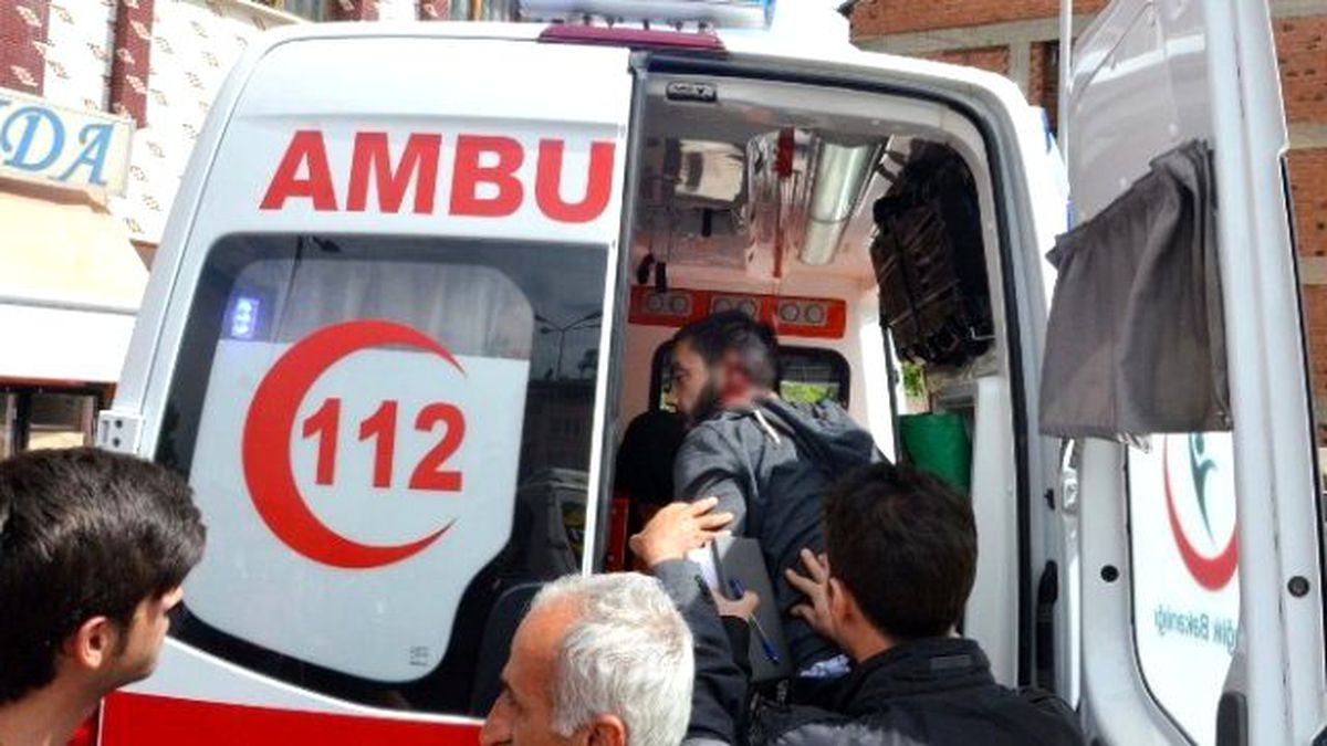 Malatya\'da İş Yerine Palalı ve Bıçaklı Saldırı Girişimi
