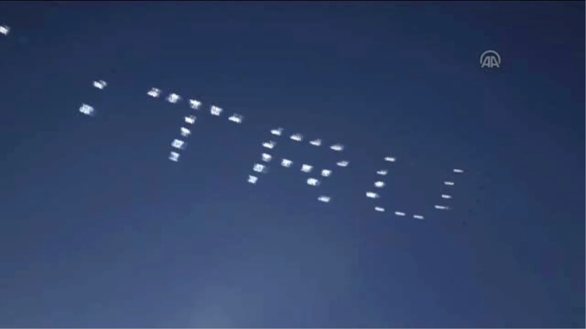 New York\'ta Türk Şöleni (2) - Uçaklarla Gökyüzüne Yazılan Barış Mesajları
