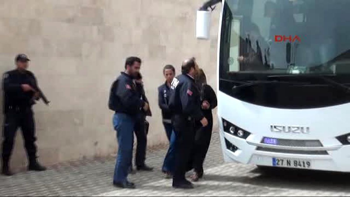 Nizip\'te PKK Operasyonu Şüphelileri Adliyeye Sevk Edildi