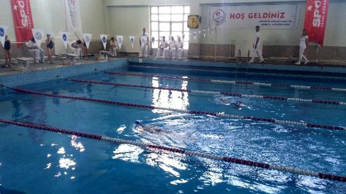 Öğrenciler, Yüzmede Malatya Birincisi Oldu