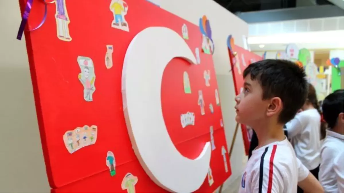 Osmangazili Miniklerden 23 Nisan Sergisi…