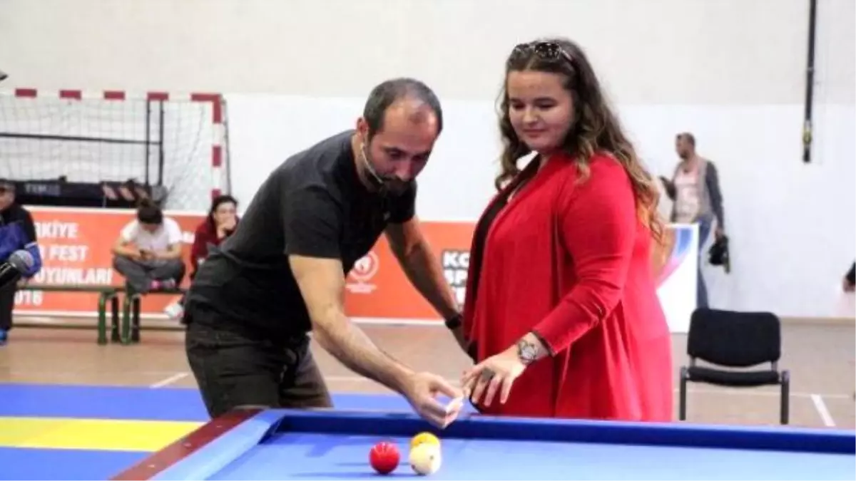 Semih Saygıner, Beü'de Gösteri Yaptı