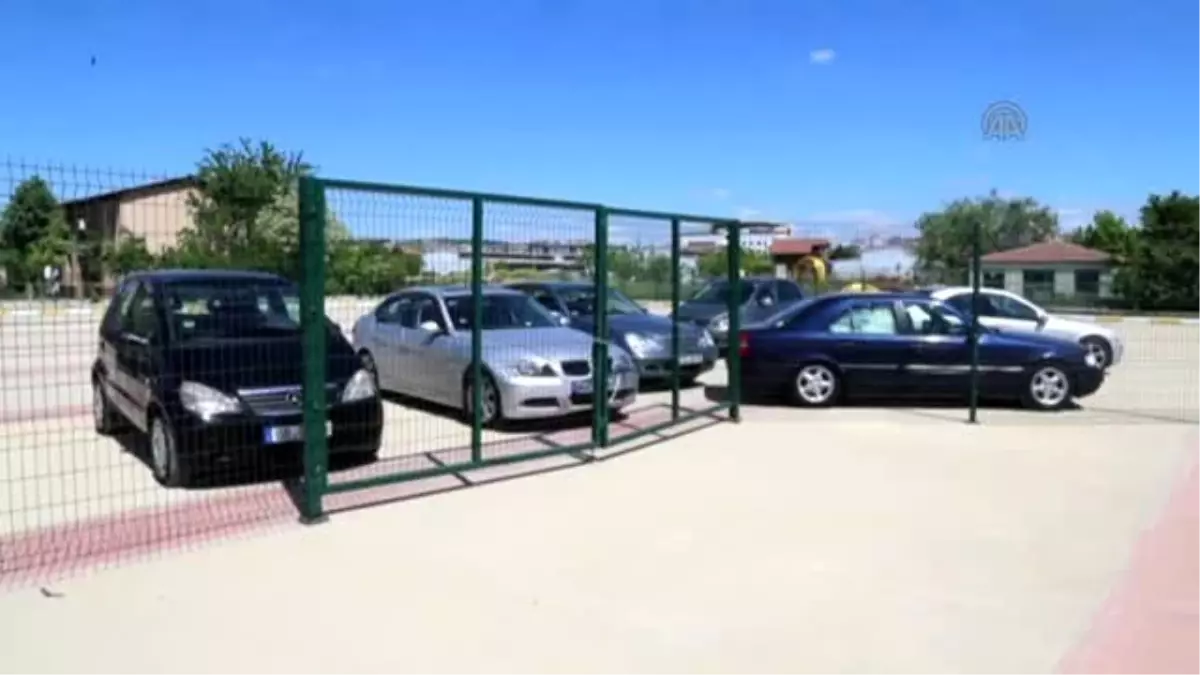 Süreyi Tamamlamadılar Araçları Gümrükte Kaldı