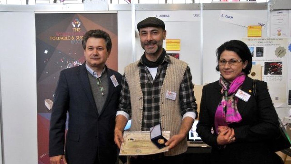 Türk Patentli 'Katlanabilir Ahşap Tuğla'ya Cenevre'de 3 Ödül