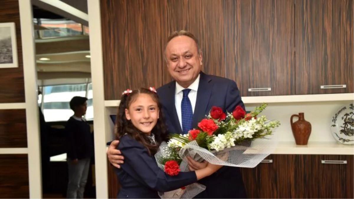 23 Nisan\'ın Belediye Başkanı Zeynep Sena oldu