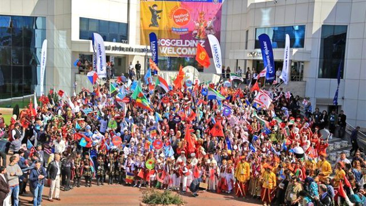 41 Ülkenin Çocukları 23 Nisan İçin Kocaeli\'nde