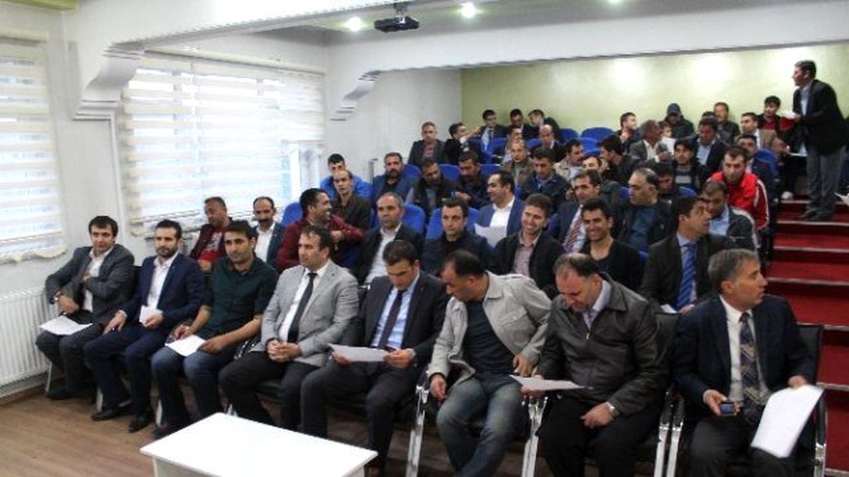 Ağrı\'da Kurumlar Arası Futbol Turnuvası Kuraları Çekildi