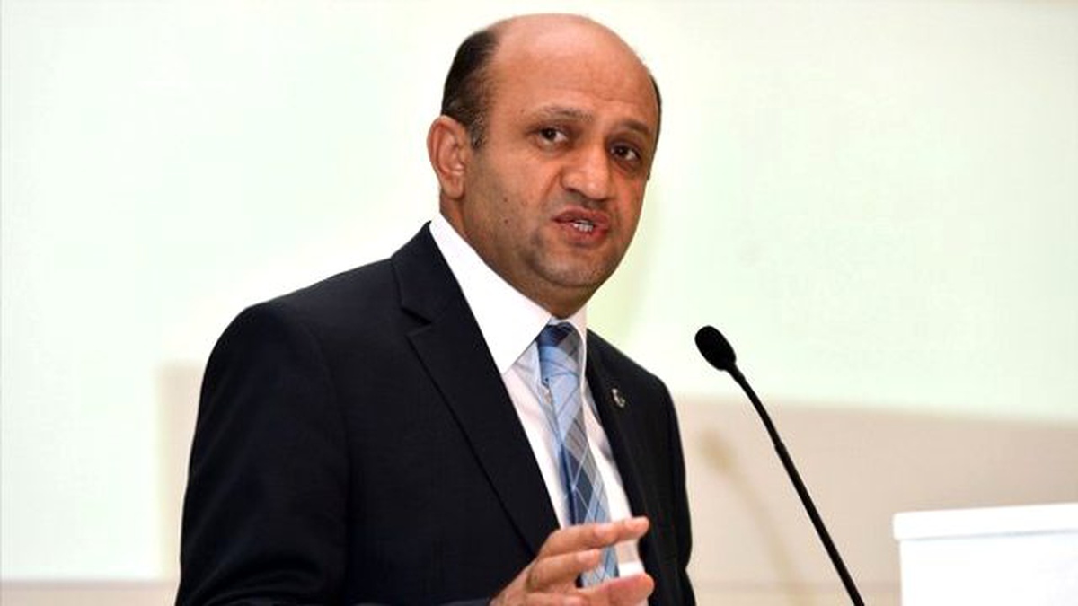 Bilim Sanayi ve Teknoloji Bakanı Işık:  "Sıfırcı Hoca Olmayın"