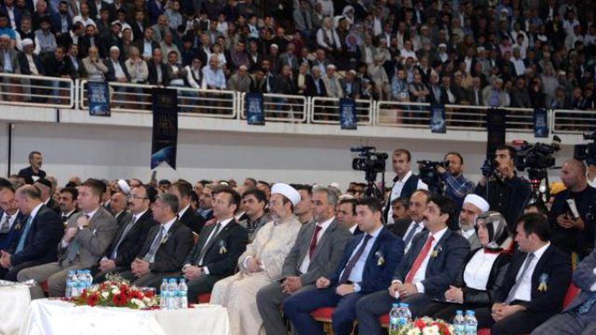 Diyanet İşleri Başkanı Görmez\'den Diyarbakırlılara Kürtçe Mesaj (2)