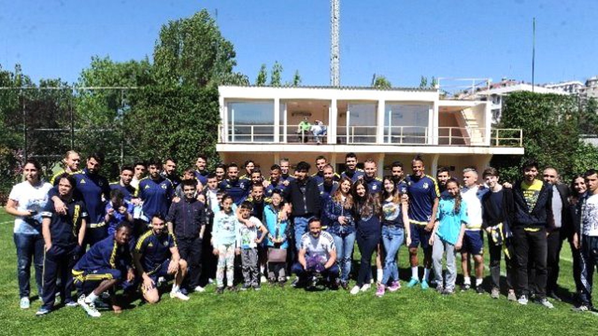 Fernandao, Diego ve Souza Takımdan Ayrı Çalıştı