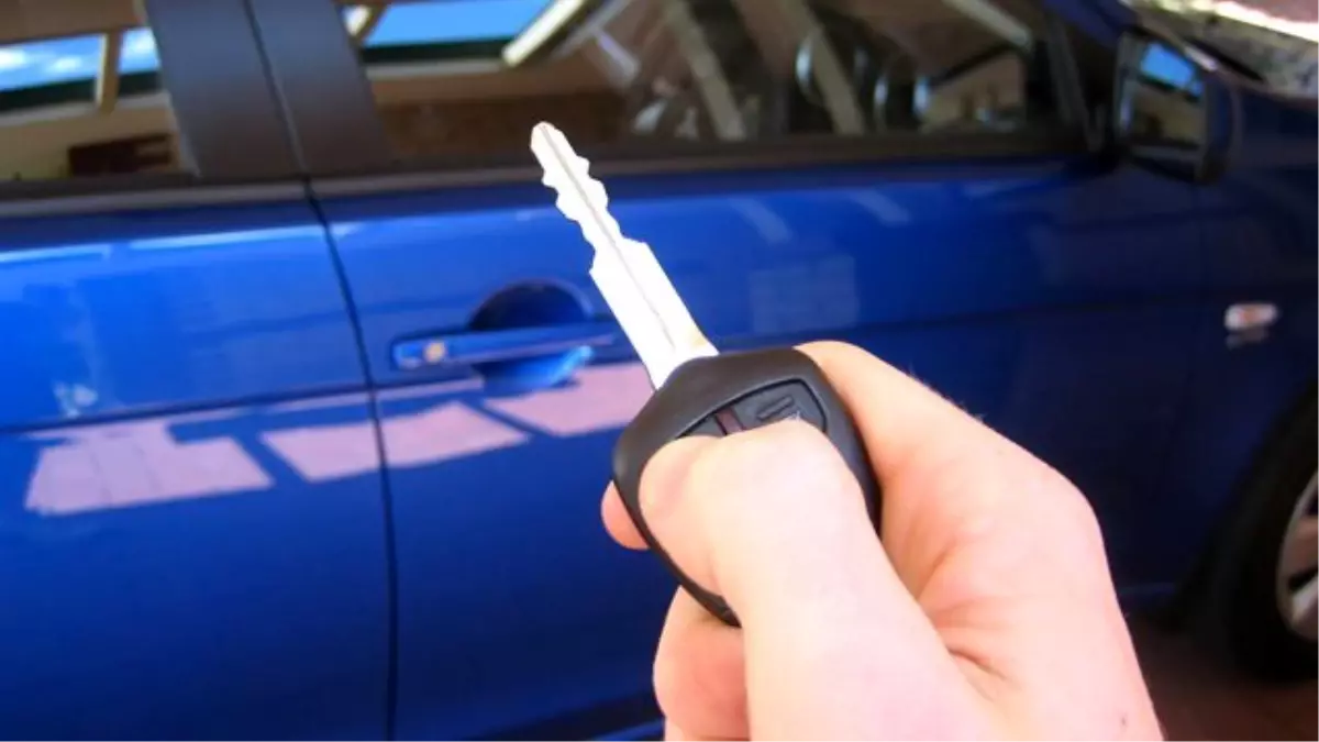 Herkes Bu Oyuna Gelebilir, Otomobili 'Hack'leyip Çalıyorlar