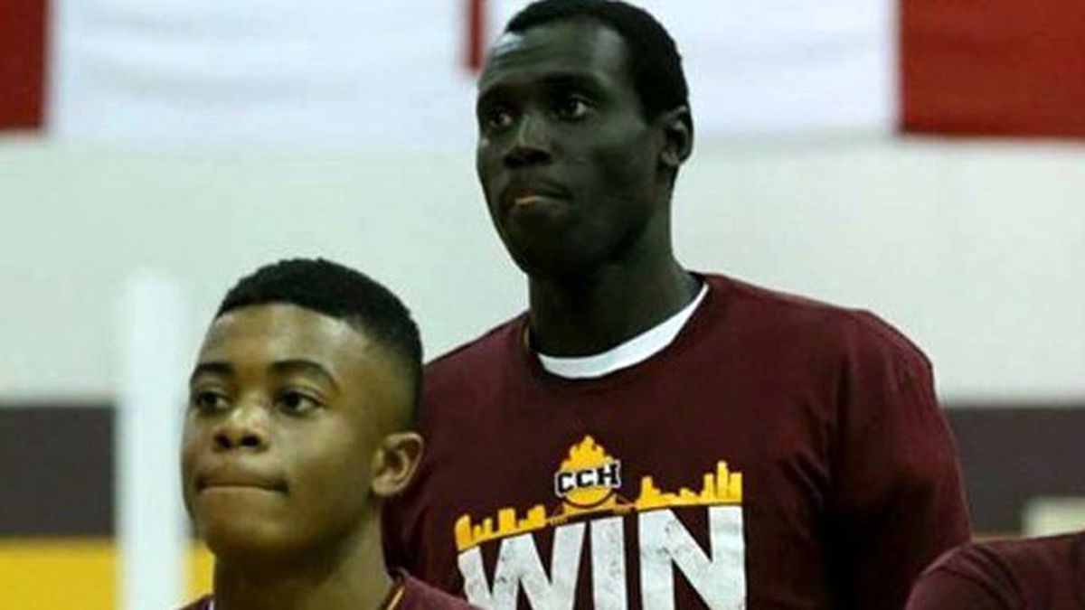 Kendisini 17 Yaşında Gösteren 29 Yaşındaki Basketbolcu Gözaltına Alındı