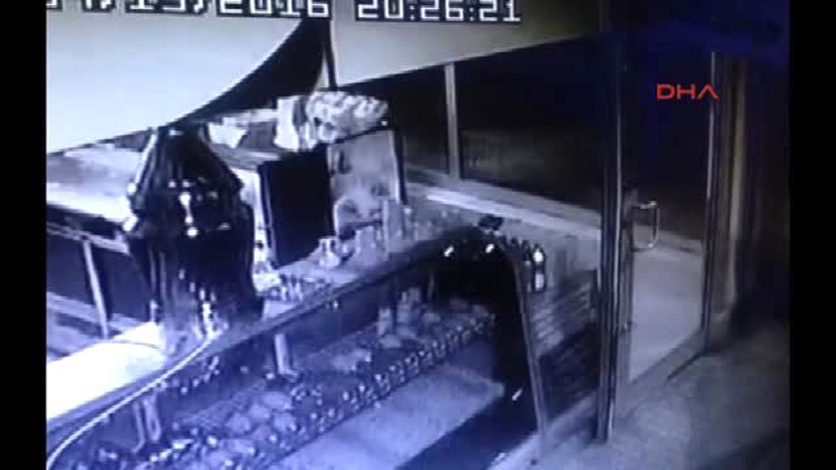 Konya - İşyerinin Kapısını Önce Isıtıp Daha Sonra Levye ile Açtı