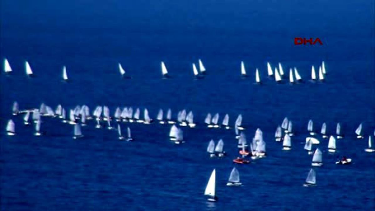 Kuşadası Denizde Görsel Şölen