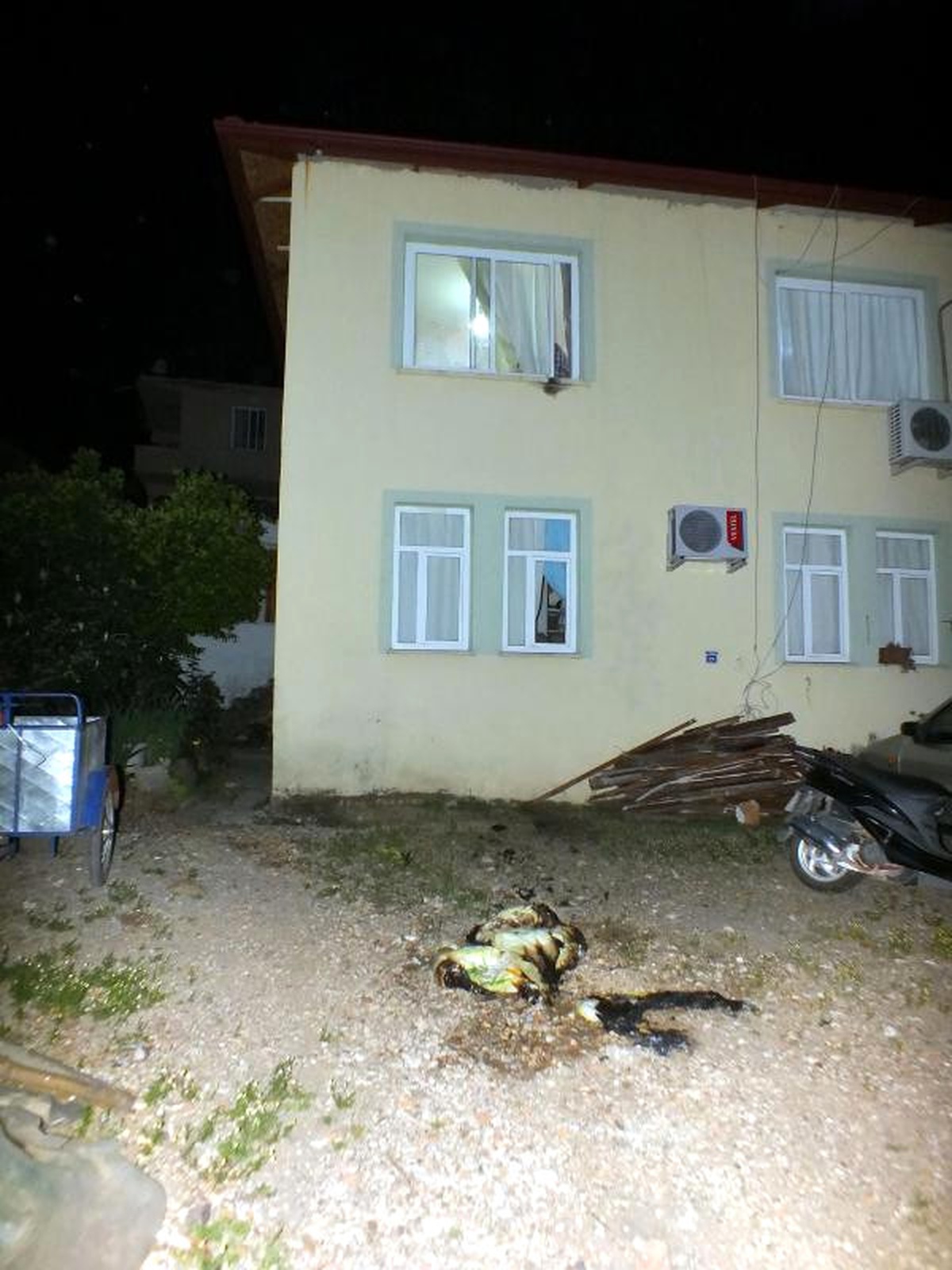 Marmaris\'te Havai Fişek Evi Yakıyordu