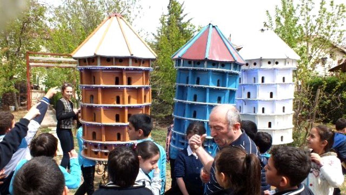 Öğrenciler, Kuşlara Yuva Yapacak